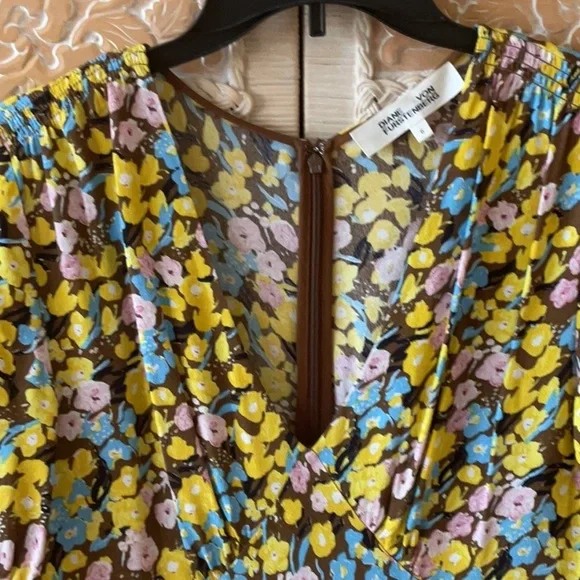 Gorgeous Diane Von Furstenberg Dress 👗💛🤎💜 - Picture 13 of 13